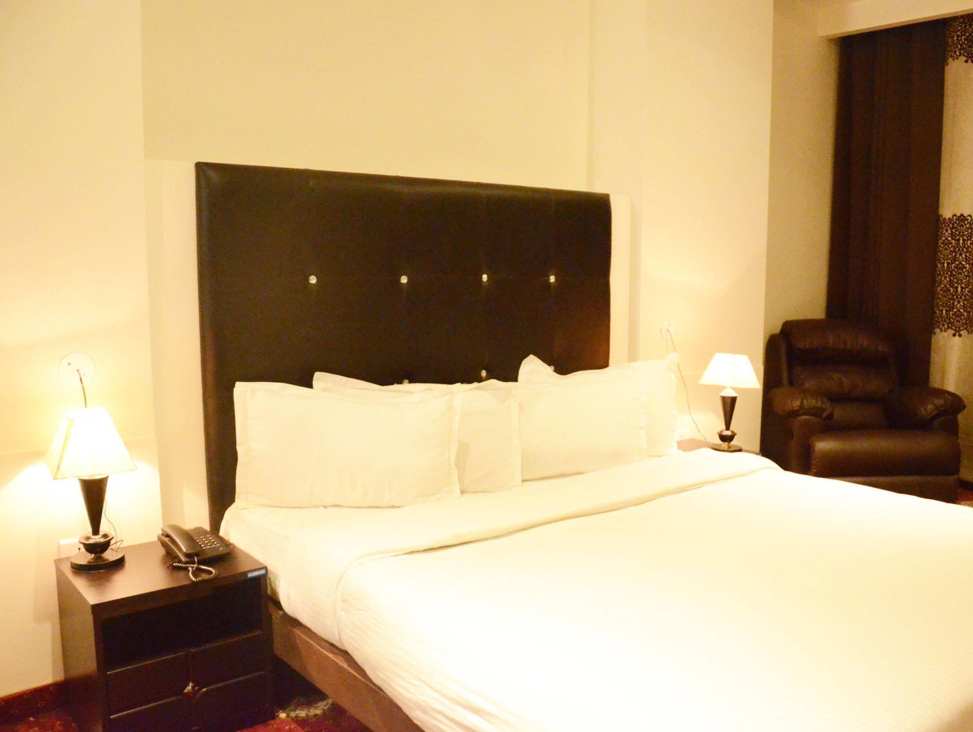 Fabhotel Prudent Amritsar Luaran gambar